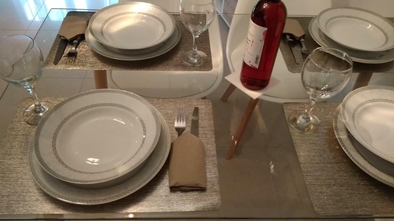 Iris Deluxe Suites 2 カヴァラ エクステリア 写真